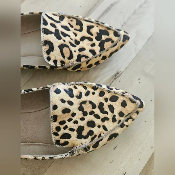 STEVE MADDEN Leopard Print Featherl Cow Hair Leather Pointed Toe Flats 5.5 - Picture 6 of 6